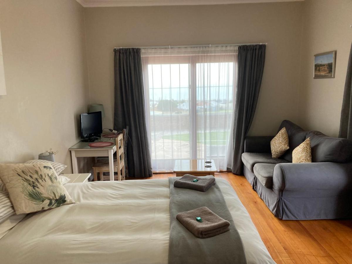 Kirknewton Hotel Port Elizabeth Ngoại thất bức ảnh