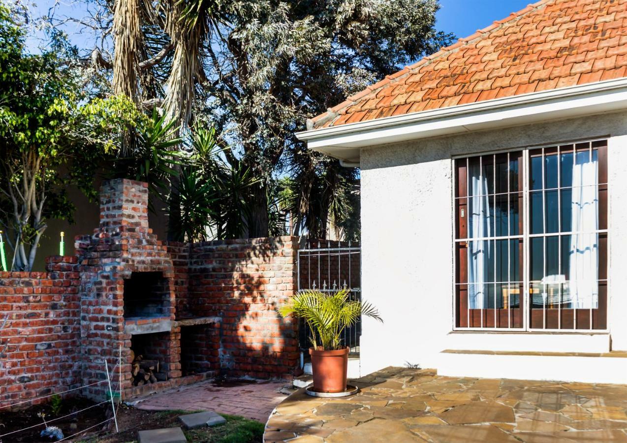 Kirknewton Hotel Port Elizabeth Ngoại thất bức ảnh