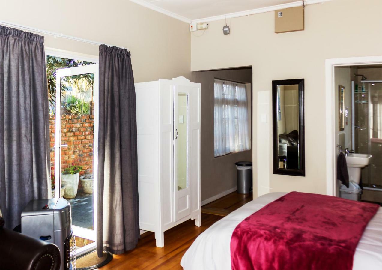 Kirknewton Hotel Port Elizabeth Ngoại thất bức ảnh